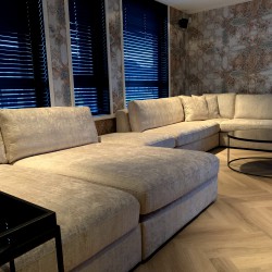 Luxe longchair bank op maat in moderne stijl Luxe longchair bank op maat in moderne stijl