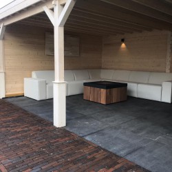 Hoekbank voor buiten op maat gemaakt Hoekbank voor buiten op maat gemaakt