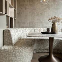 Design eetkamerbank met verticale banen