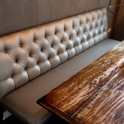 Luxe eetkamerbank op maat in moderne stijl