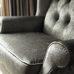 Luxe slangenprint fauteuil in moderne stijl