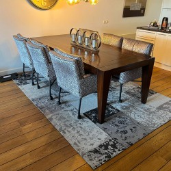 Maatwerk-eetkamerstoel-op-wieltjes Maatwerk-eetkamerstoel-op-wieltjes