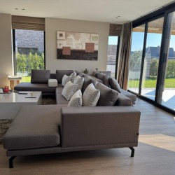 Moderne bank op maat in design look luxe stoffen maatwerk