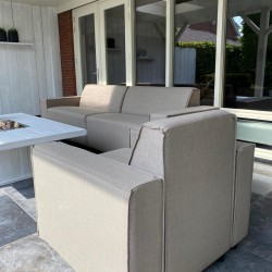 Outdoor bankstel en fauteuil op maat buiten Outdoor bankstel en fauteuil op maat buiten
