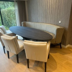 Ovale-eetkamerbank-op-maat Ovale-eetkamerbank-op-maat