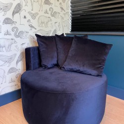 Maatwerk ronde fauteuil in velours stof Maatwerk ronde fauteuil in velours stof