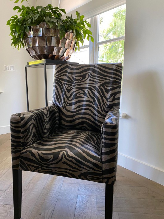 Moderne stoelen met zebraprint met armleuning