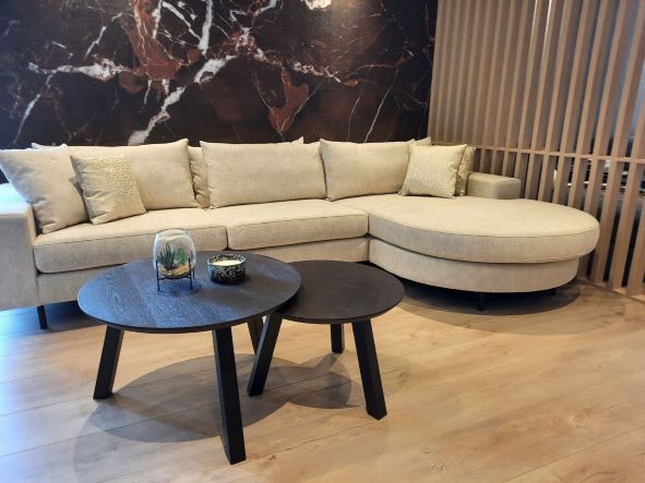 Bank met ronde longchair Bank met ronde longchair