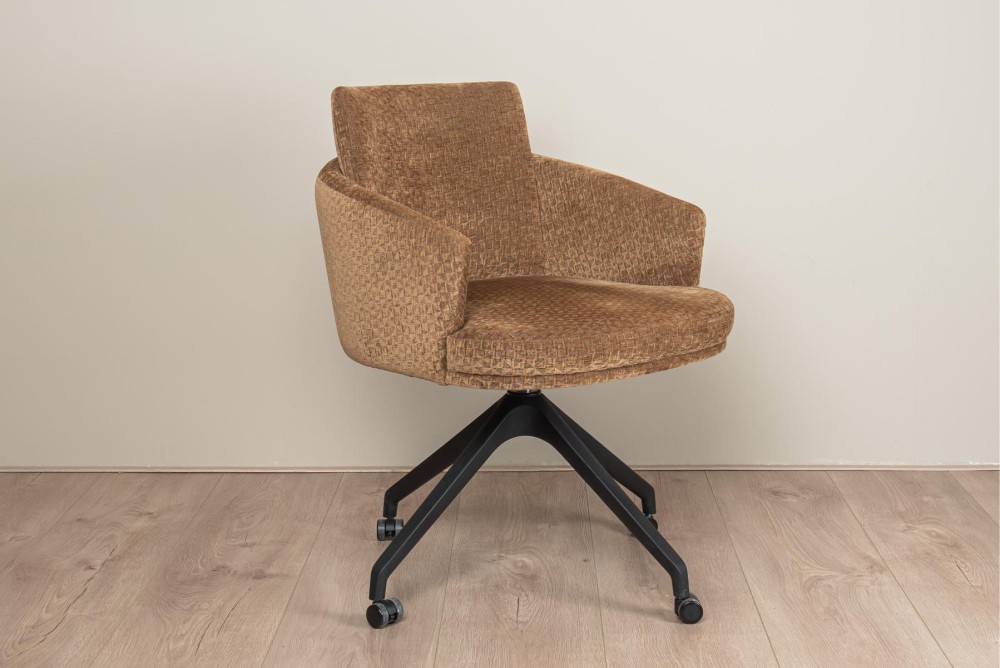 Eetkamerstoel op wieltjes