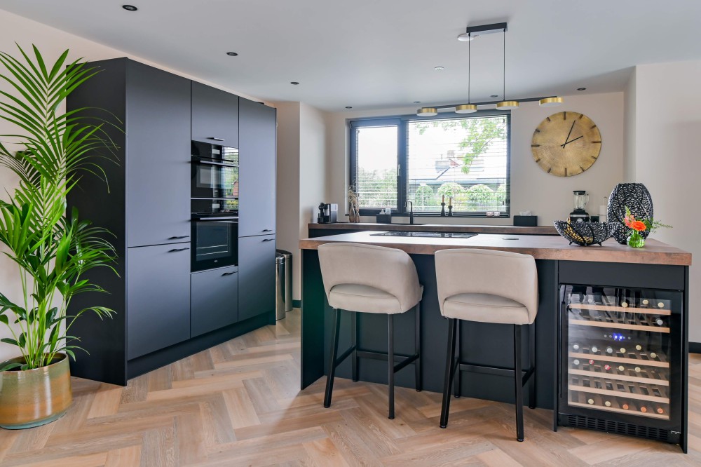 Moderne barstoel op maat Moderne barstoel op maat