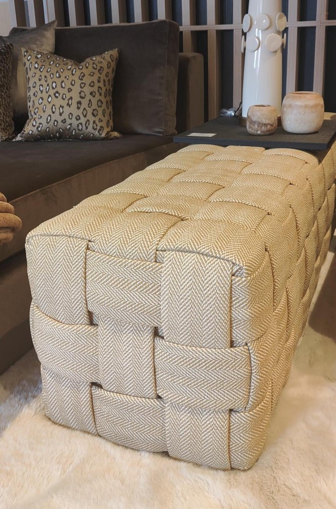 Gevlochten hocker op maat Gevlochten hocker op maat