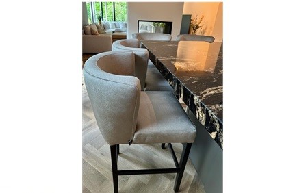 Luxe barstoel op maat Luxe barstoel op maat