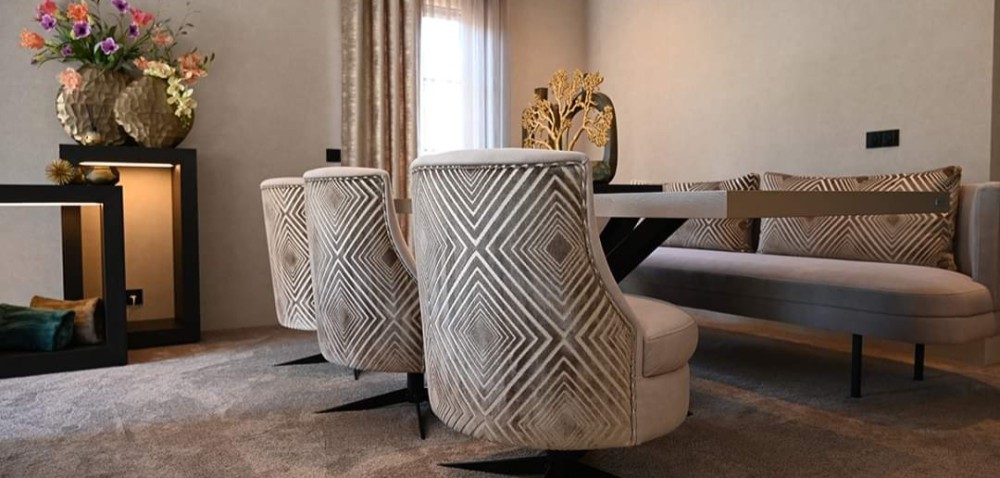 Luxe ronde eetkamerstoel Luxe ronde eetkamerstoel