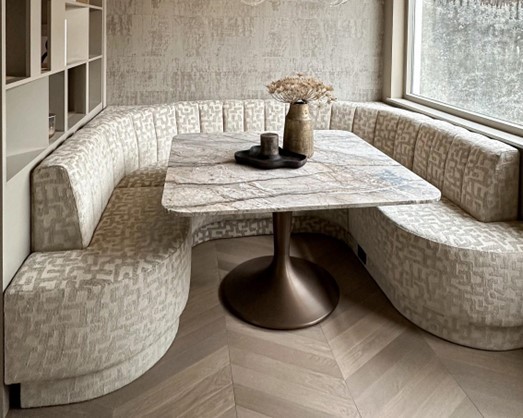 Luxe eetkamerbank in U-opstelling
